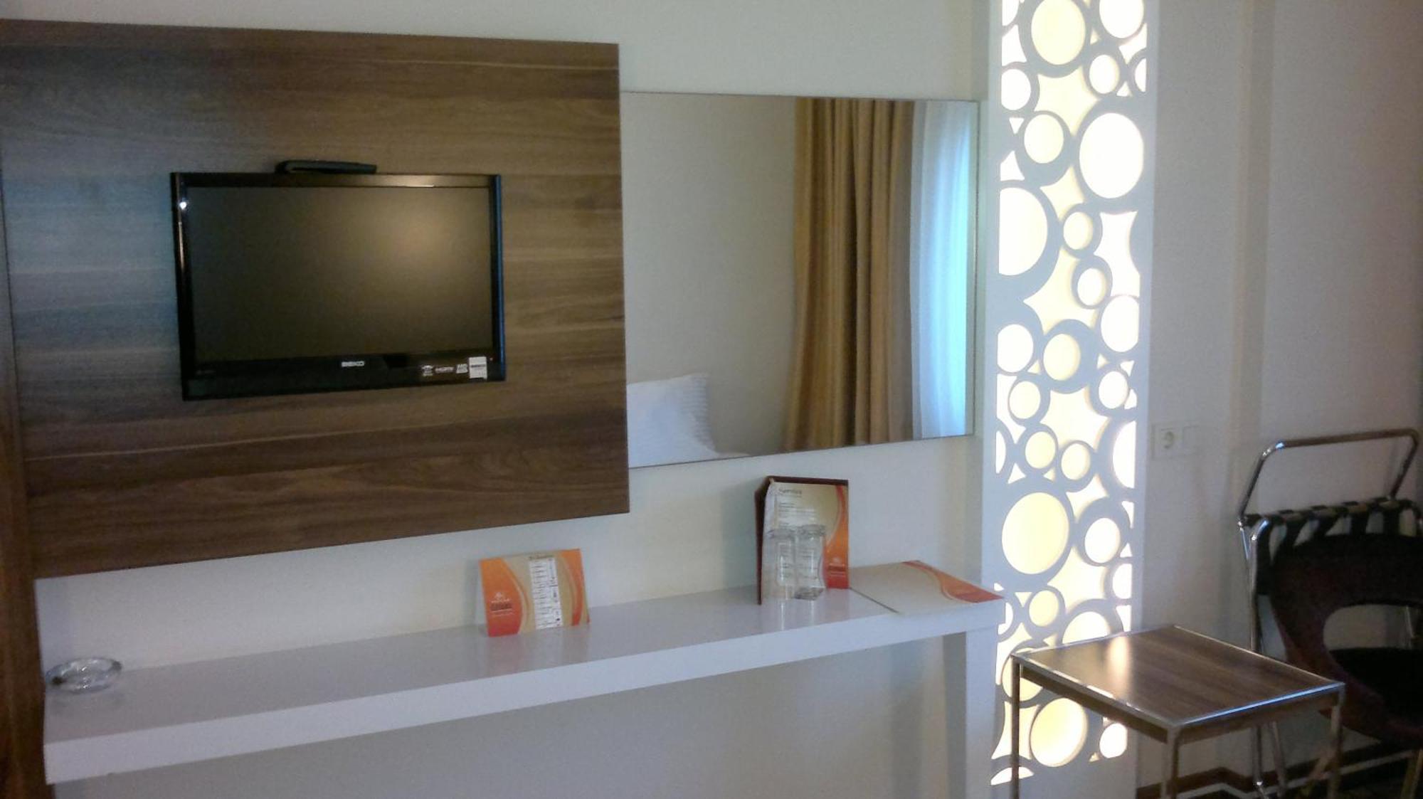 Ozpark Hotel Akşehir Εξωτερικό φωτογραφία