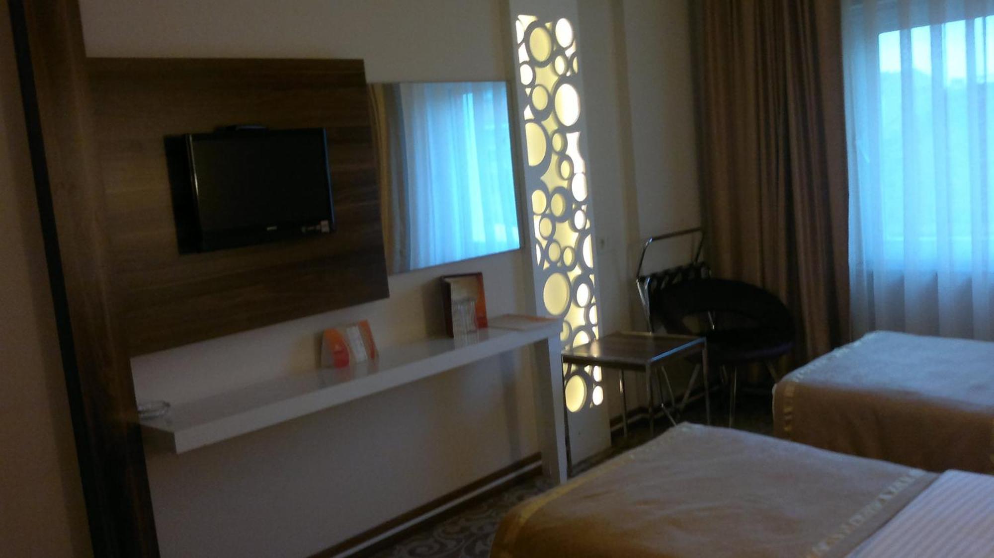Ozpark Hotel Akşehir Εξωτερικό φωτογραφία