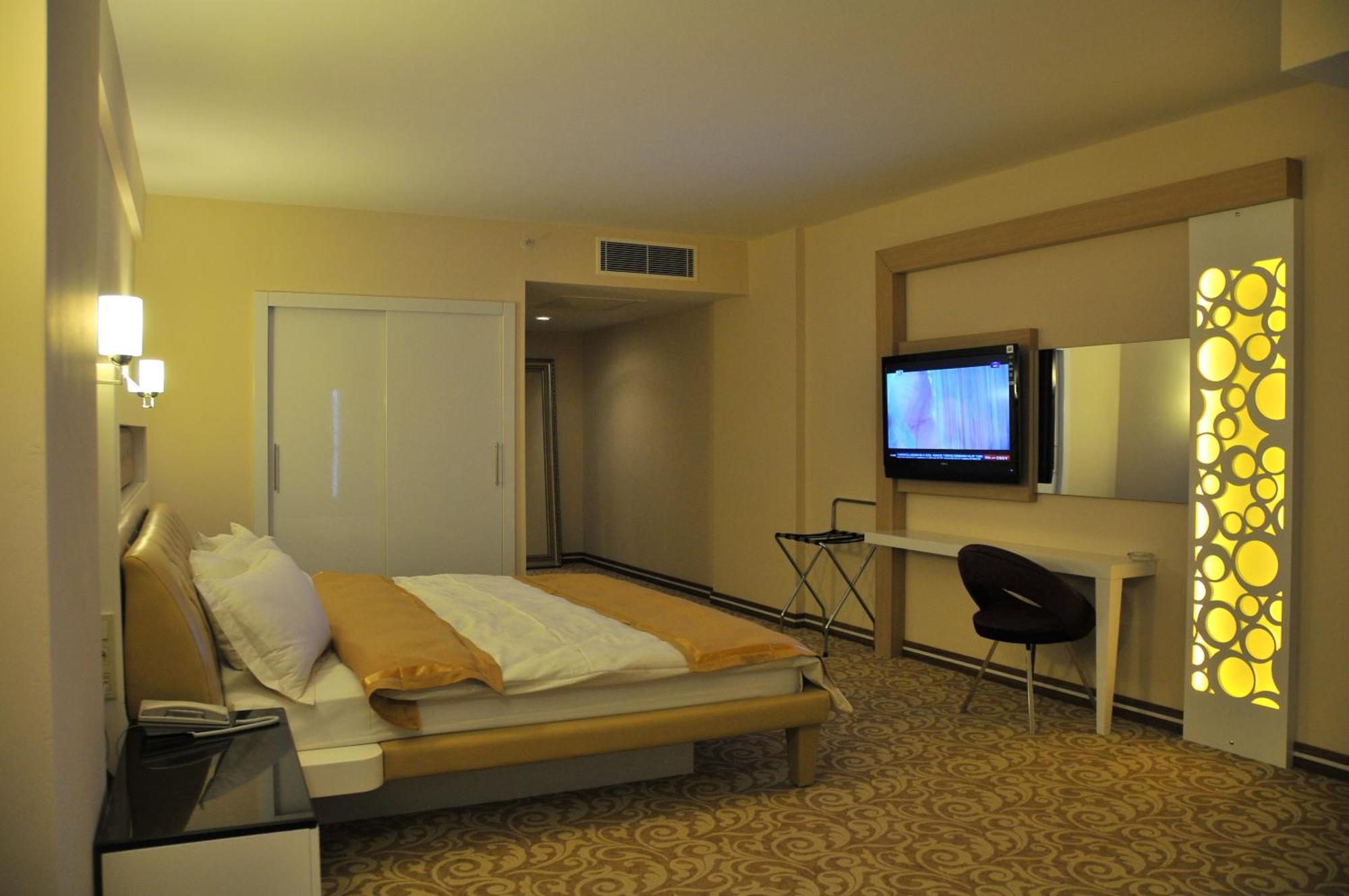 Ozpark Hotel Akşehir Εξωτερικό φωτογραφία