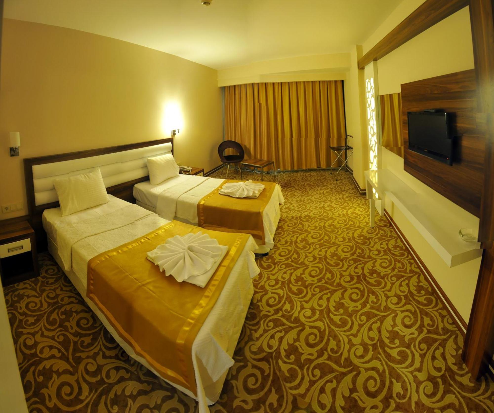 Ozpark Hotel Akşehir Εξωτερικό φωτογραφία