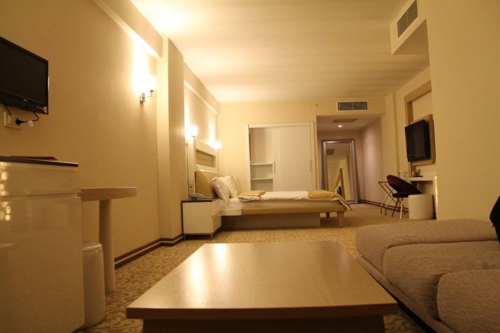 Ozpark Hotel Akşehir Εξωτερικό φωτογραφία