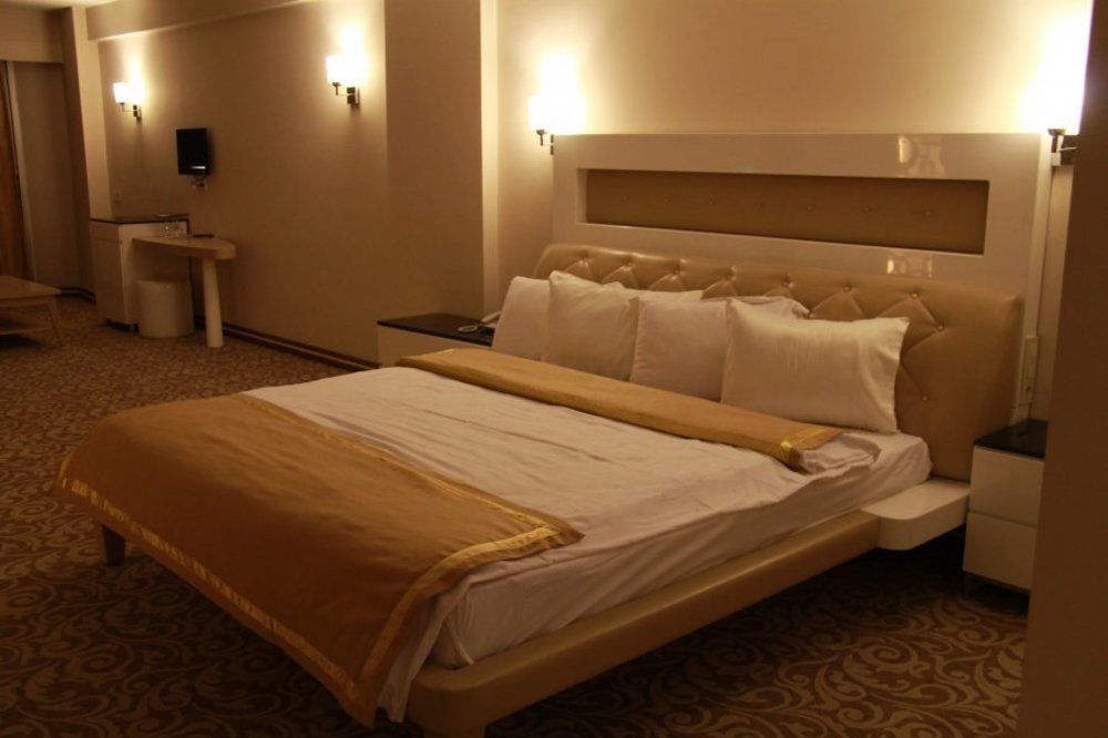 Ozpark Hotel Akşehir Εξωτερικό φωτογραφία