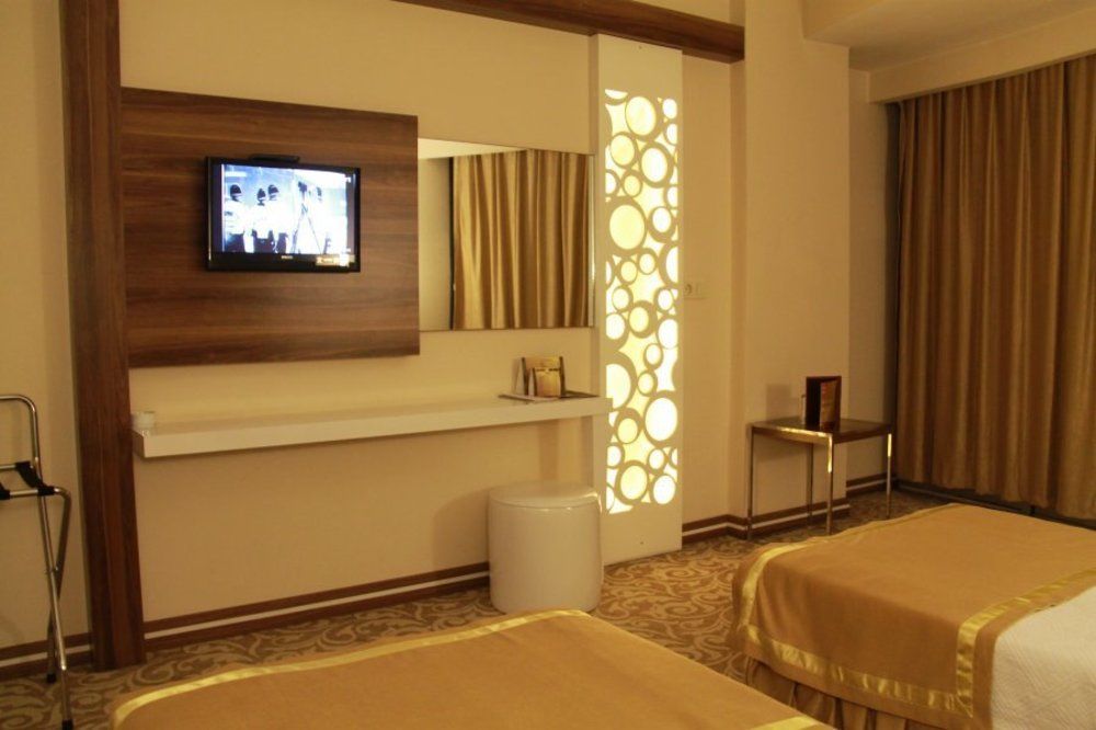 Ozpark Hotel Akşehir Εξωτερικό φωτογραφία