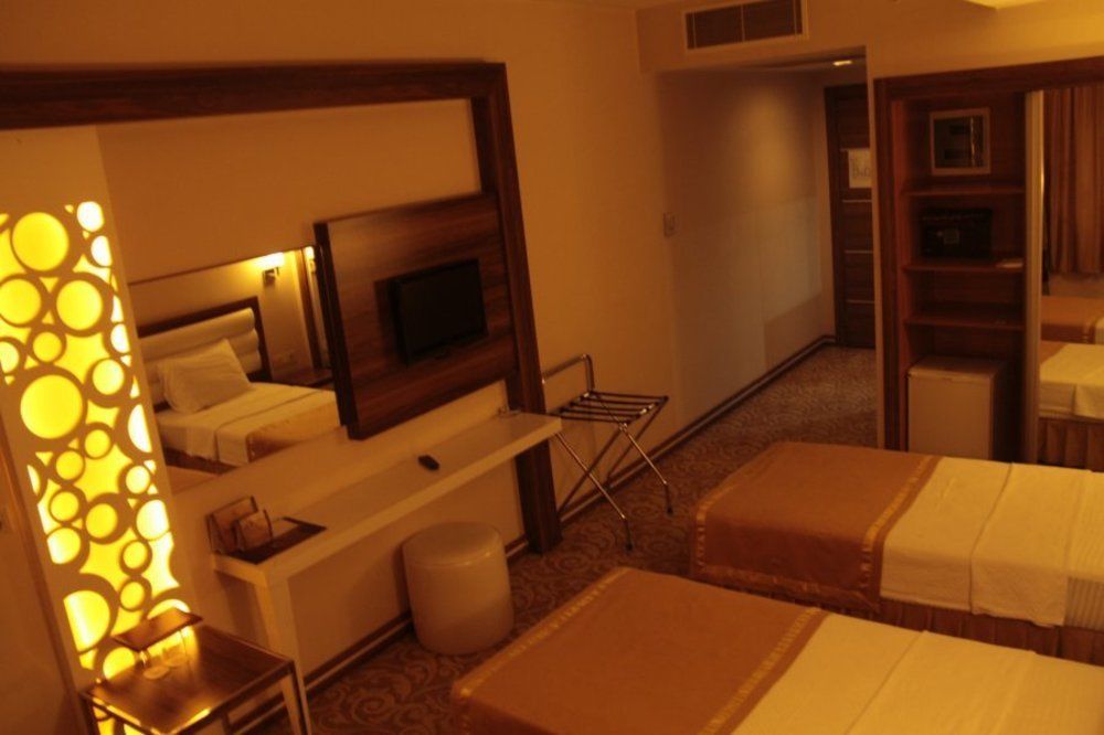 Ozpark Hotel Akşehir Εξωτερικό φωτογραφία